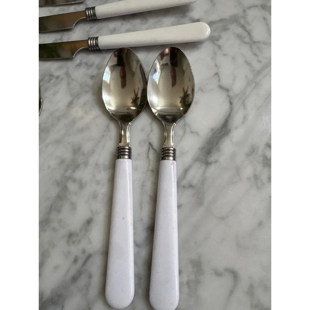 White Resin Handle Stainless Steel 30 pc Flatware Set Knives Forks Spoons Modern